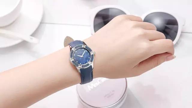 最受年轻人欢迎的dw手表,dw的手表挺优雅和清新的