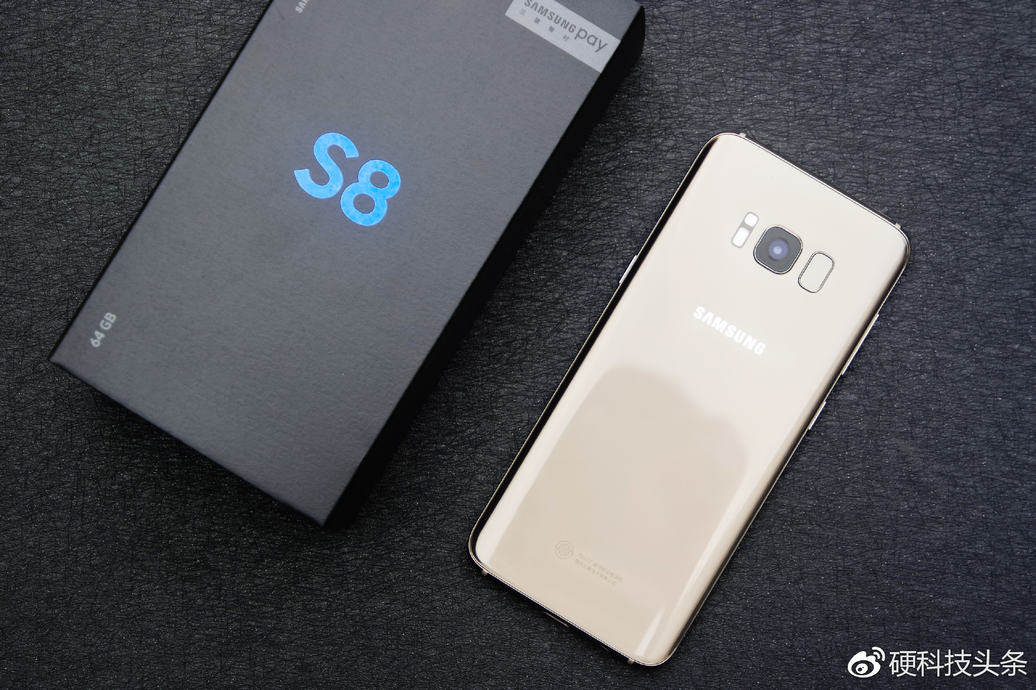 安卓阵营vs苹果阵营,盖乐世s跟三星s7对比