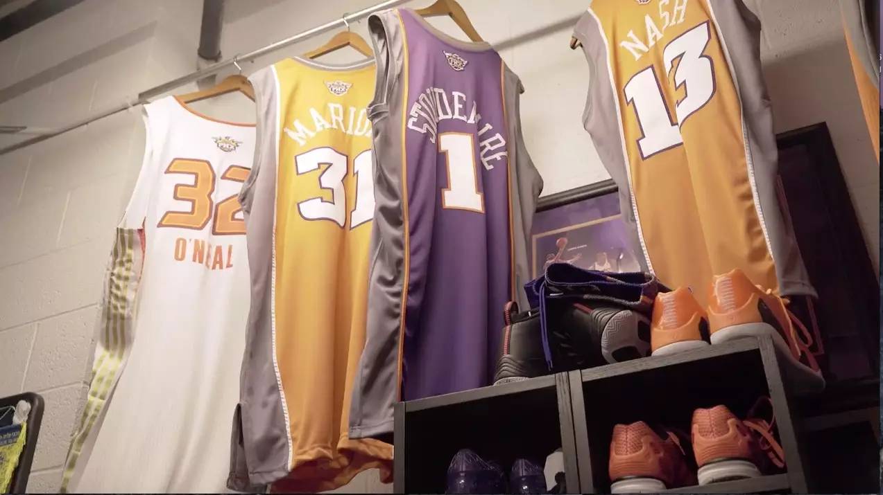 NBA球员的比赛服不归自己所有，送球迷还要自掏腰包？