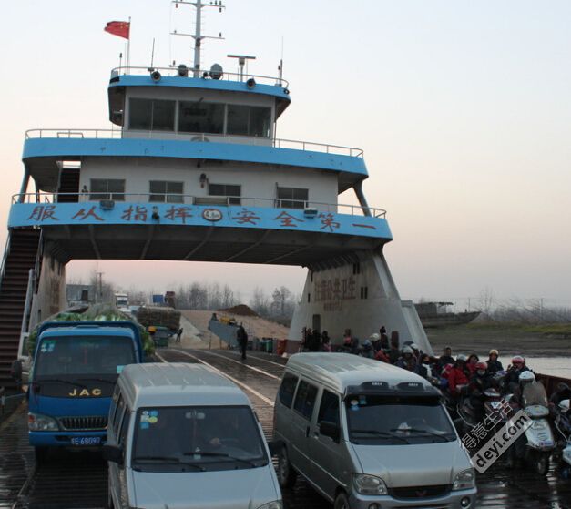 武汉女学生跑步猝死,武汉女生猝死