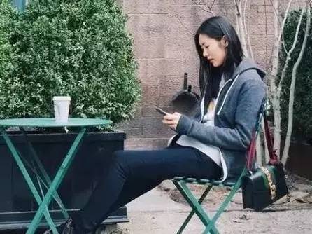 曲筱绡所有包包,曲筱绡穿搭包包