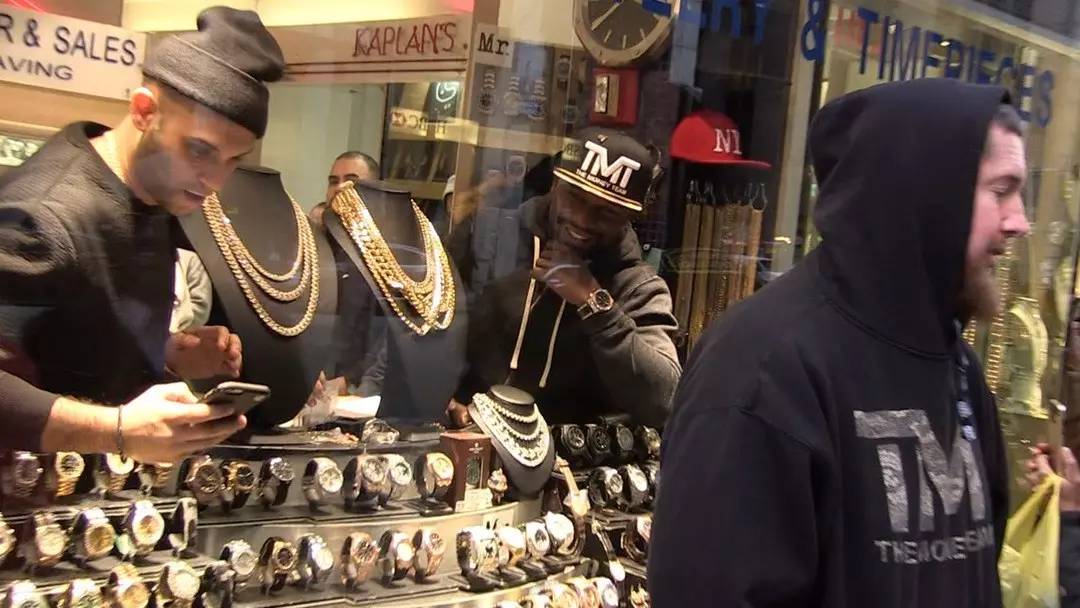 拒绝暴发户标签，大金链子也挤入潮流界争宠了