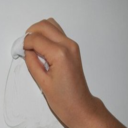 儿童白墙乱画怎么处理,小孩在白墙乱涂乱画怎么弄干净