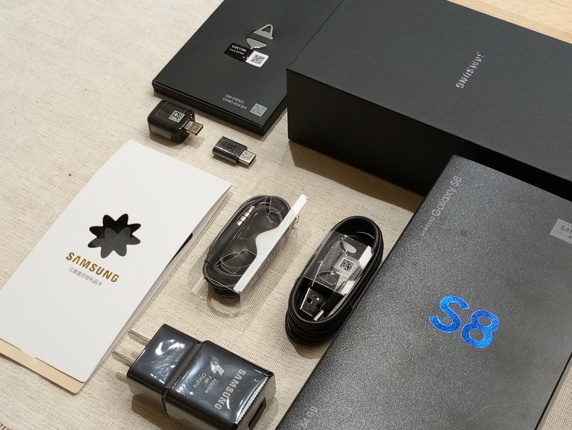 三星galaxys8和s8有什么不同,三星galaxys8什么时候发布