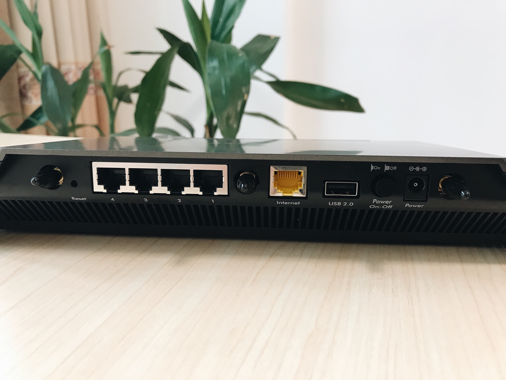 夜鹰r7000路由器多少兆,夜鹰路由器r7000