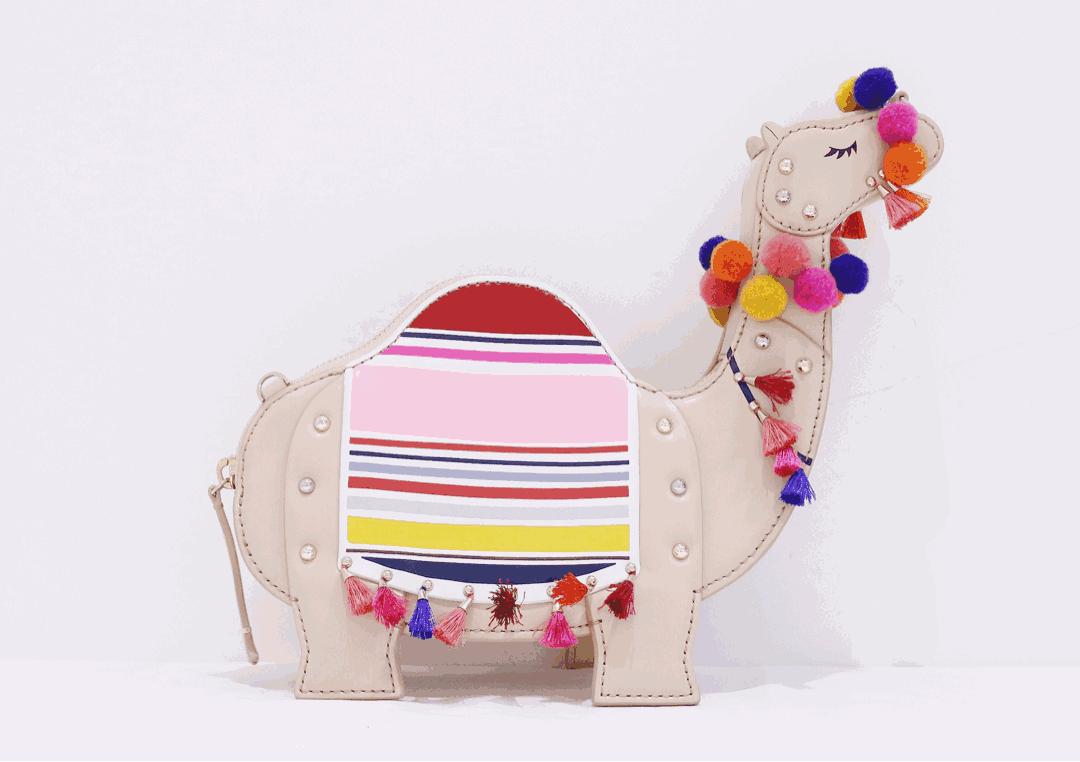 带“大象”上街，牵“骆驼”溜马路！有没人管呀？