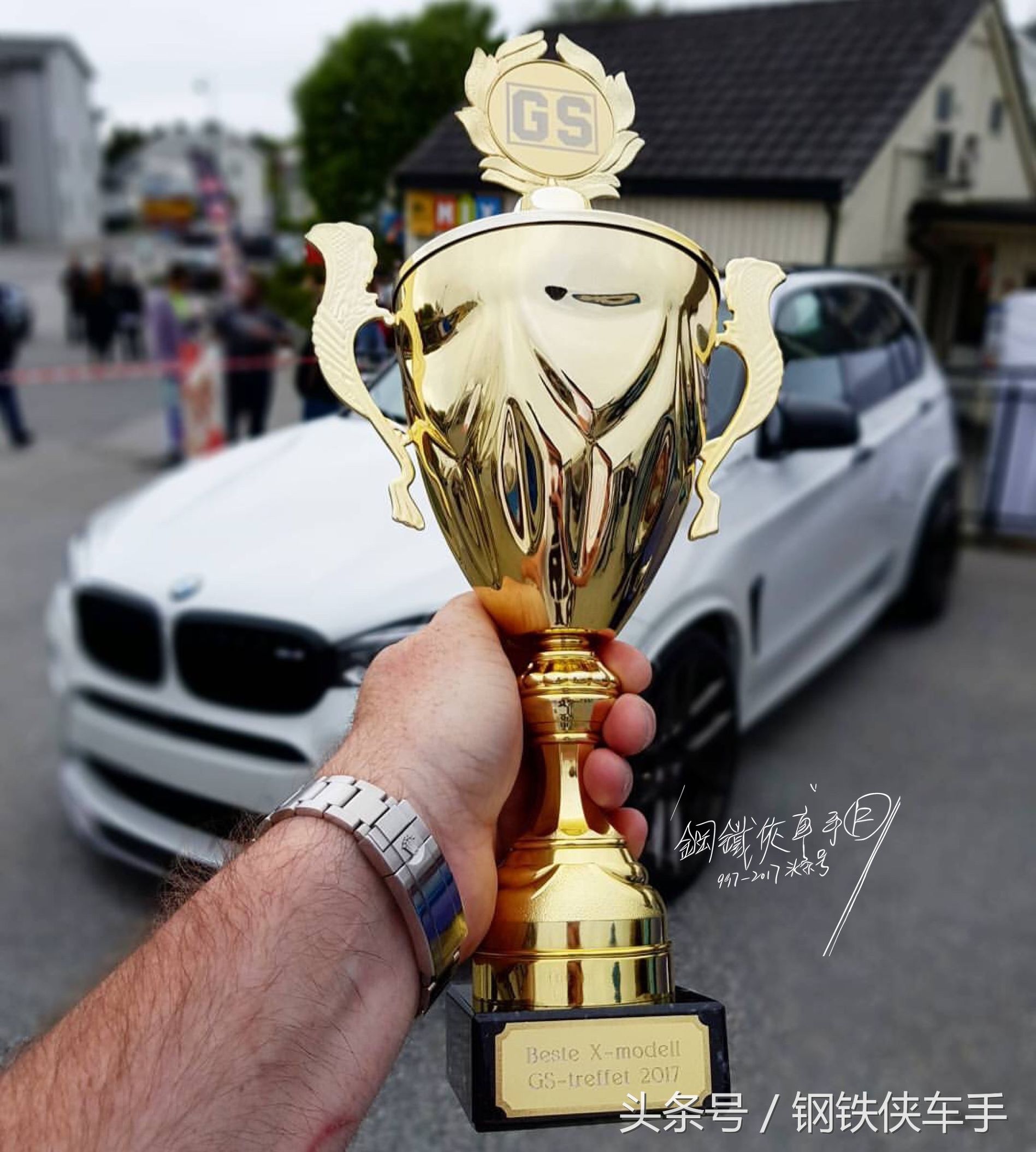 宝马x5m深度解析,宝马x5m赛道视频