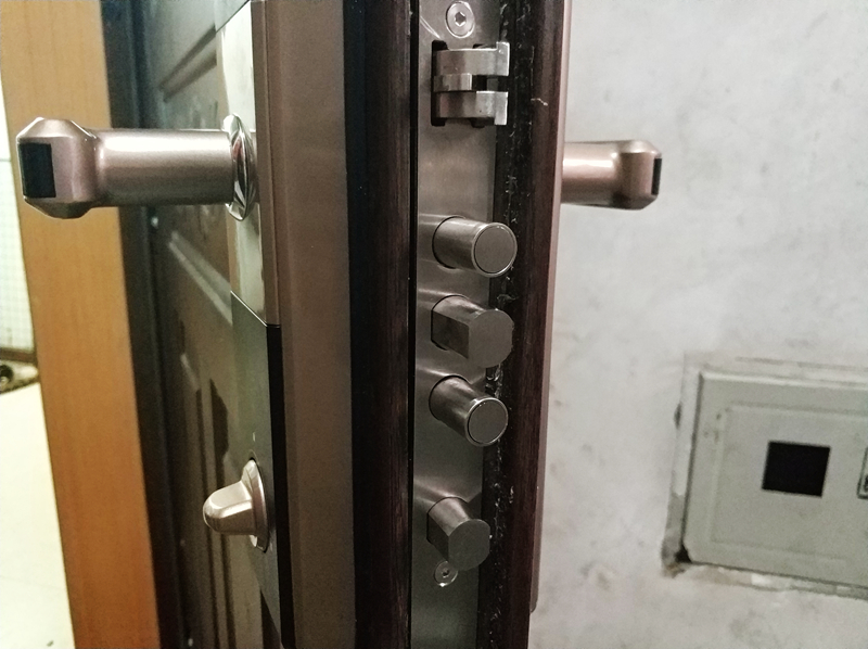 出门忘带钥匙烦恼更换指纹锁,怎样克服出门忘锁门忘关灯