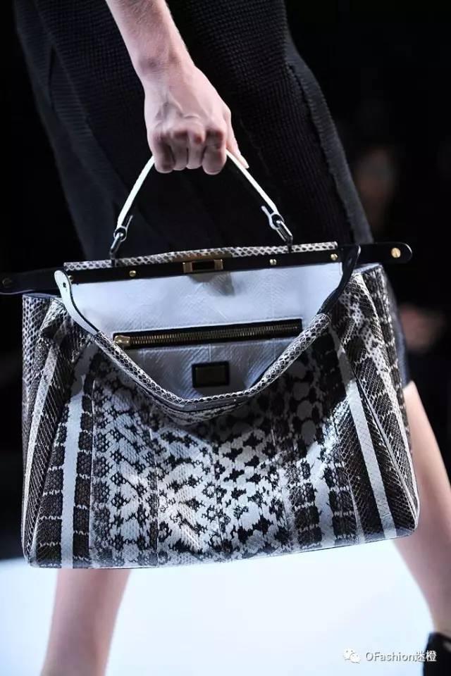 fendi躲猫包包,fendi躲猫猫鳄鱼皮