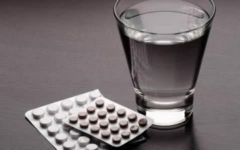 肺部手术后咳嗽胸前鼓包正常吗,肺部手术后怎么避免肺不张