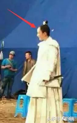 杨幂发际线还会回归吗,杨幂发际线秃到后脑勺