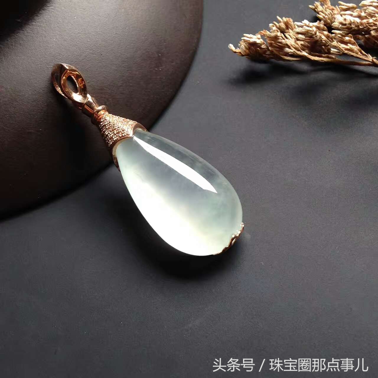 预算500买翡翠,3000至5000元翡翠手镯推荐