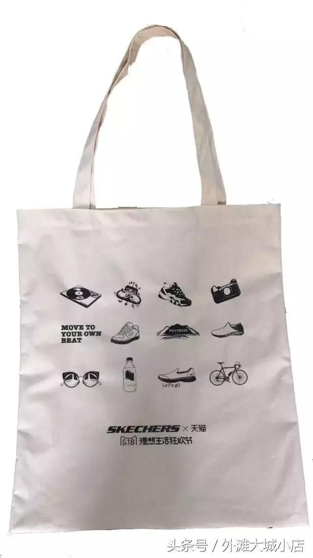 一脚上天，一脚入海，快闪店都这么玩了