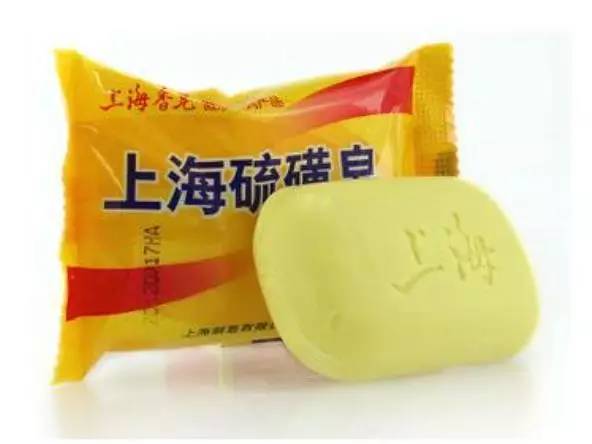 这可能是夏天穿吊带最大的烦恼……这可能是背部痘痘最全攻略