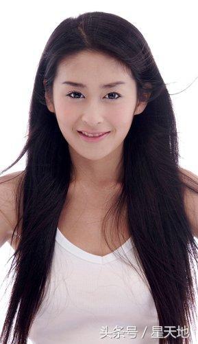 从最丑的“*妇情**”,脱变成为天才设计师,颖儿的星路并不是很顺利