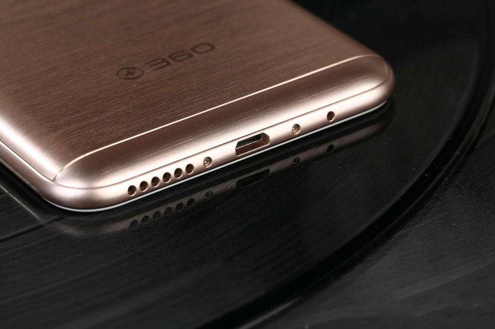 360手机n5测评,360手机目前最好的手机