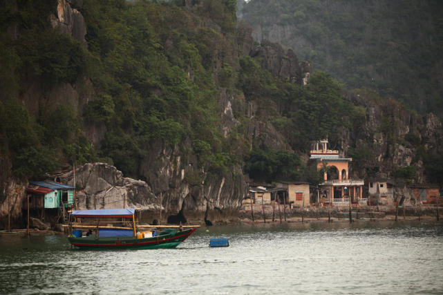 下龙湾小商品,去越南下龙湾必买东西是什么