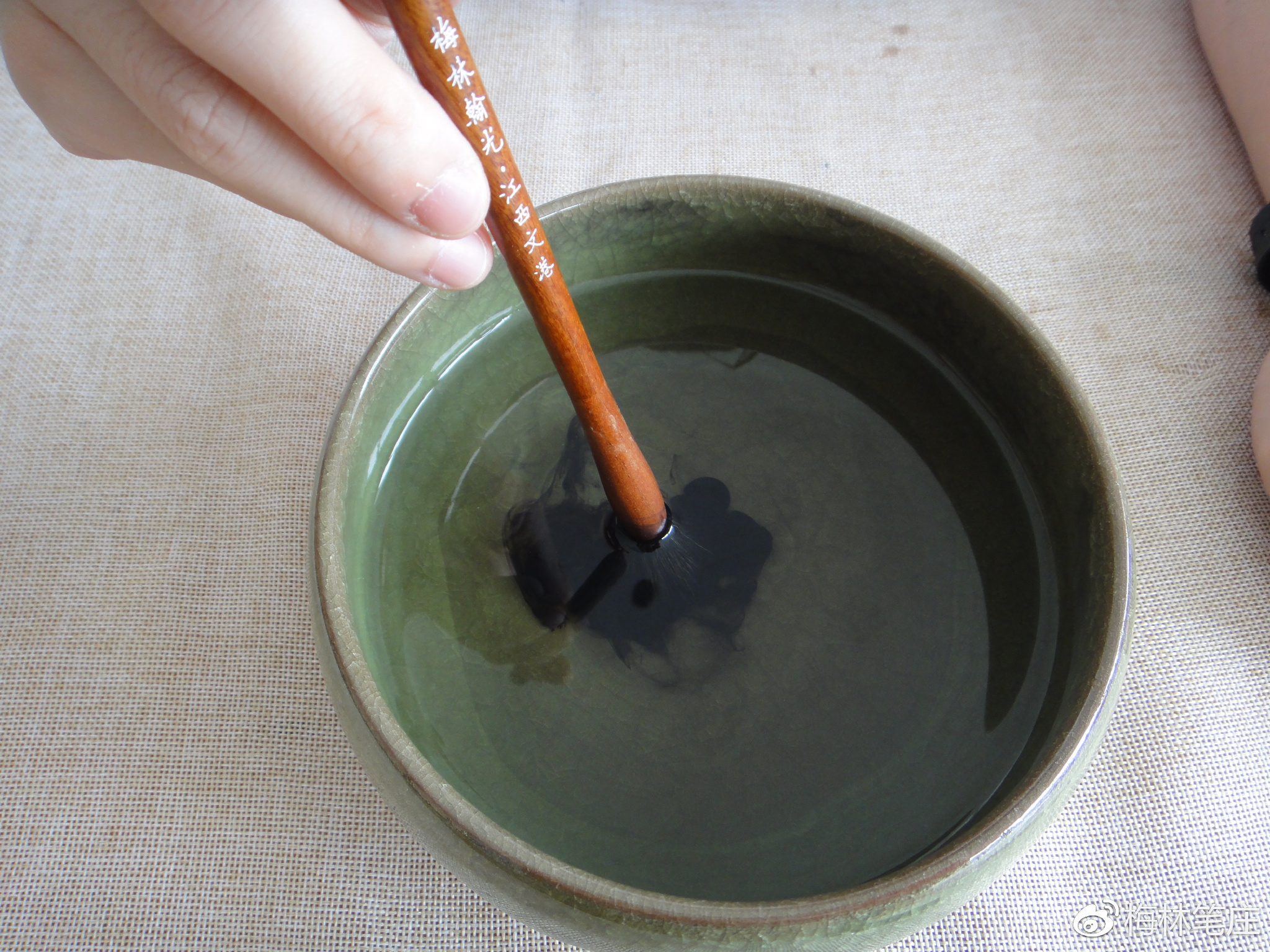 毛笔怎么洗才比较好写,毛笔该怎么洗