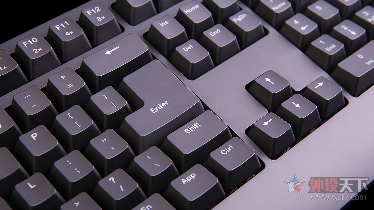 多彩机械键盘评测,雷迦机械键盘评测