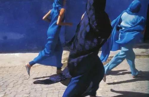 三宅一生的解构主义设计风格,三宅一生著名设计