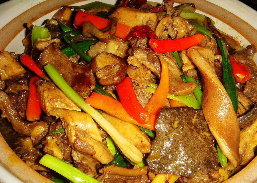 正宗牛杂烩菜,啤酒焖牛杂视频