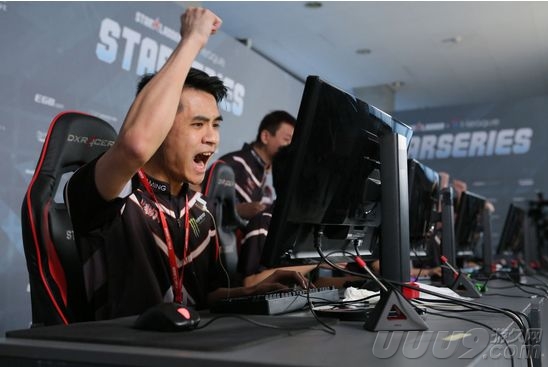 csgo名场面解说都在说什么,csgo名场面解说在说什么