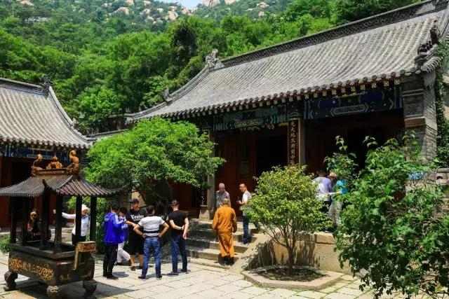 青岛周末休闲度假好地方冬天,青岛适合一家老小度假的地方