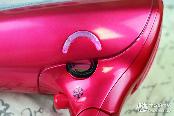 秀发水亮如丝的秘密!TESCOM黑科技TCD4000吹风机测评