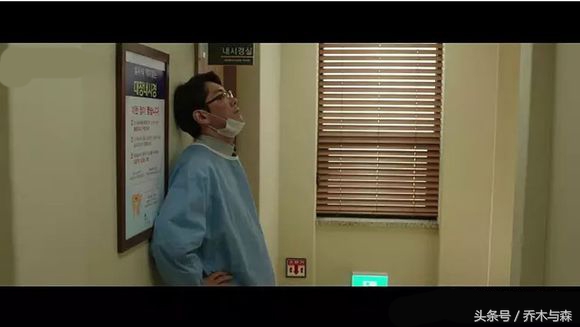 冰封的汉江慢慢融化，冰面之下的无头女尸浮出水面，连环杀人凶手