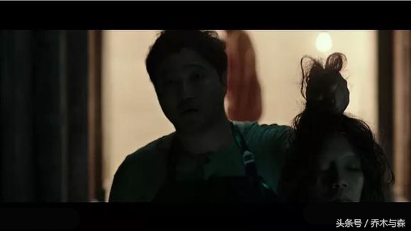 冰封的汉江慢慢融化，冰面之下的无头女尸浮出水面，连环杀人凶手