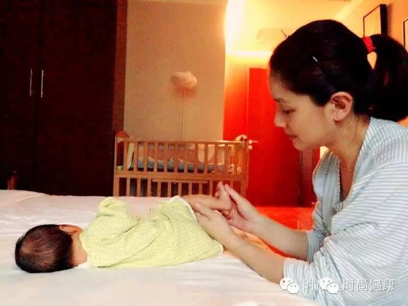 禧美妈妈产后恢复怎么样,月子日记胡可妈妈