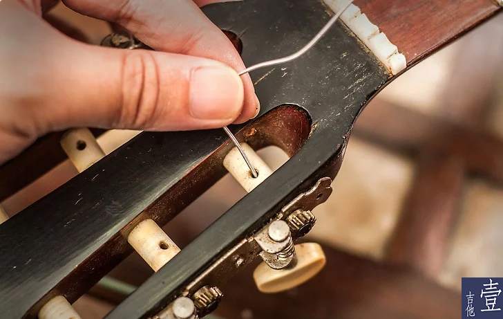北航吉他,如何换吉他新弦
