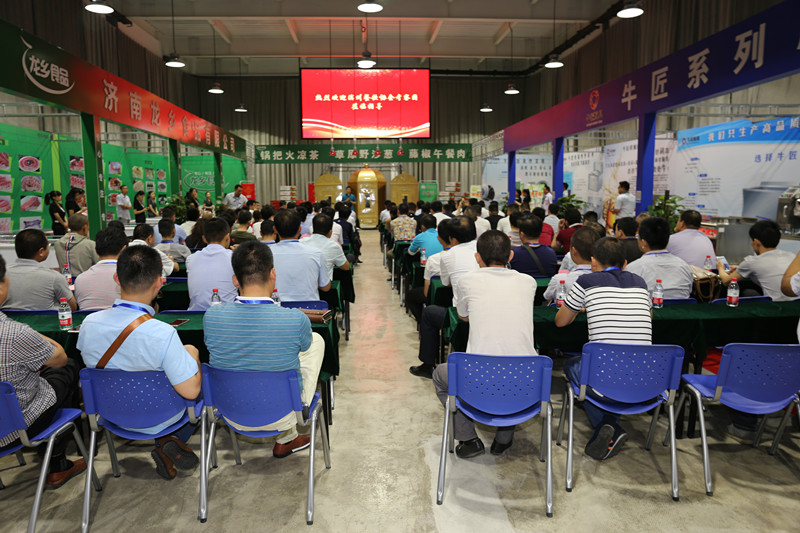 餐饮发展趋势——滨州餐饮协会百人考察团前来参观考察明档