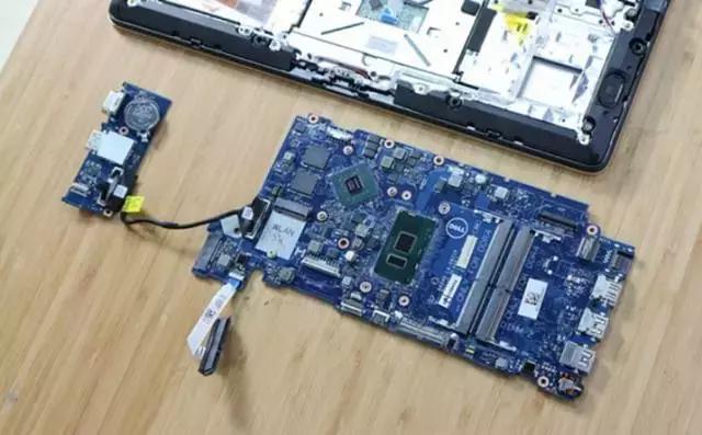 来人呐，扒了那个开挂的安全本！