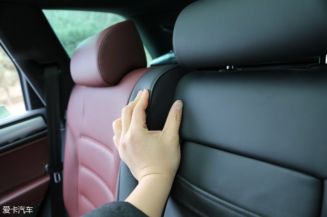 大众途锐对比沃尔沃xc90,大众途锐越野测试xc90