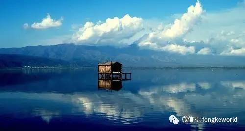 私奔到马其顿，为了一场皇马曼联的轰轰烈烈的爱情