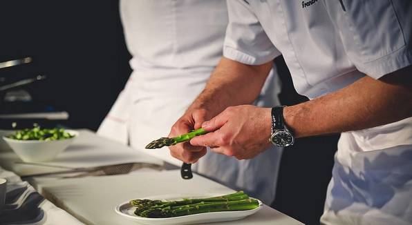 这个周六去哪吃?阿拉屋里厢的厨神喊你“回家吃饭”