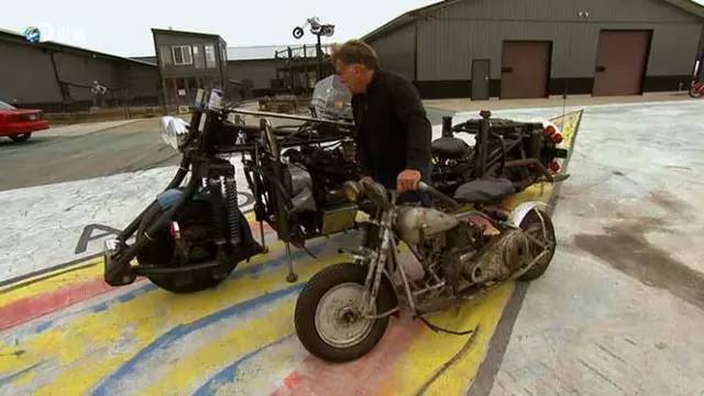 谷仓里找老车,谷仓里找老爷车