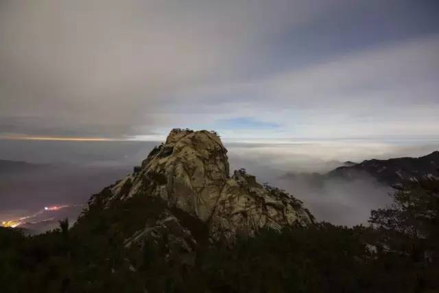 夜爬天堂寨风景区攻略,晚上天堂寨主峰