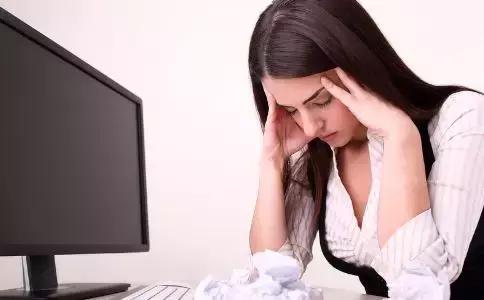 午睡睡着了但又没完全睡着,午睡了一会晚上就失眠了