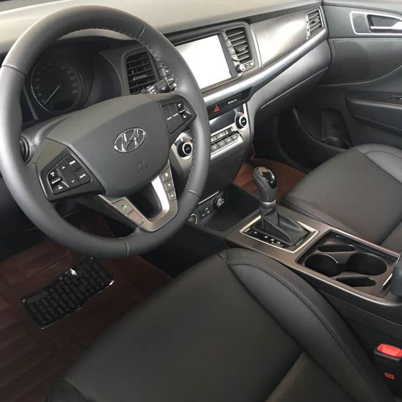 17款现代名图天窗开启状态视频,17款名图天窗异响