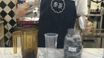 南宁火爆的网红奶茶,南宁9.9元2杯网红奶茶