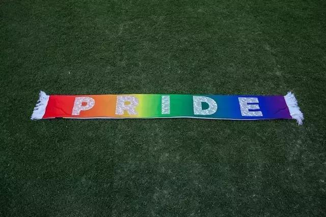 再遇彩虹,洛杉矶银河2018球衣