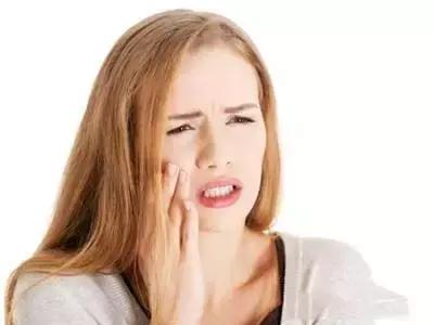 吃饭塞牙缝就牙疼吃什么药,牙缝大吃饭塞牙缝痛怎么办