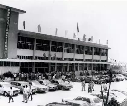 珠海建市后的建设热潮中，这样的石景山公园你一定没见过！