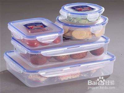 冰箱一股腐烂的恶臭,冰箱后面突然散发出一股恶臭