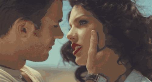 美艳的妆容,魅惑唇妆