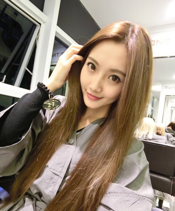 这个底下是铺的什么，感觉踩上去很舒服