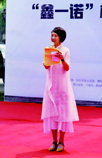 舞动瑜伽惊鸿一面,舞韵瑜伽流光飞舞