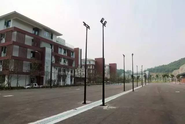 宜昌一中实景,航拍宜昌一中新校区